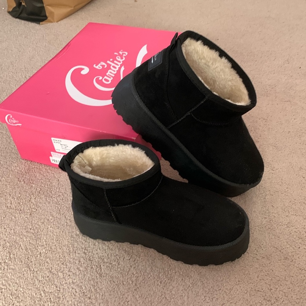 NEW IN BOX, by Candie’s High Top Boots